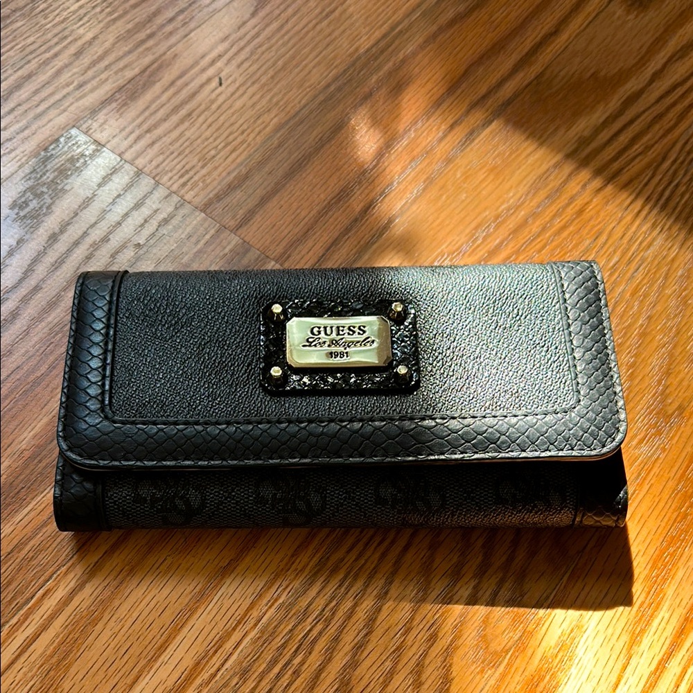 GUESS Black Women's Wallet